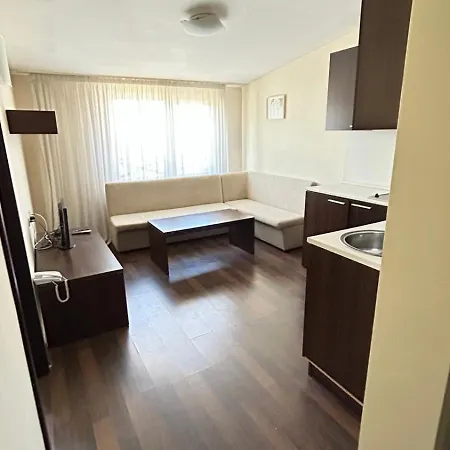 Aspen Apartahotel 3*